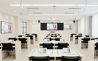 触沃（TouchWo）触控一体机：智慧教室的核心引擎，重塑未来课堂新体验