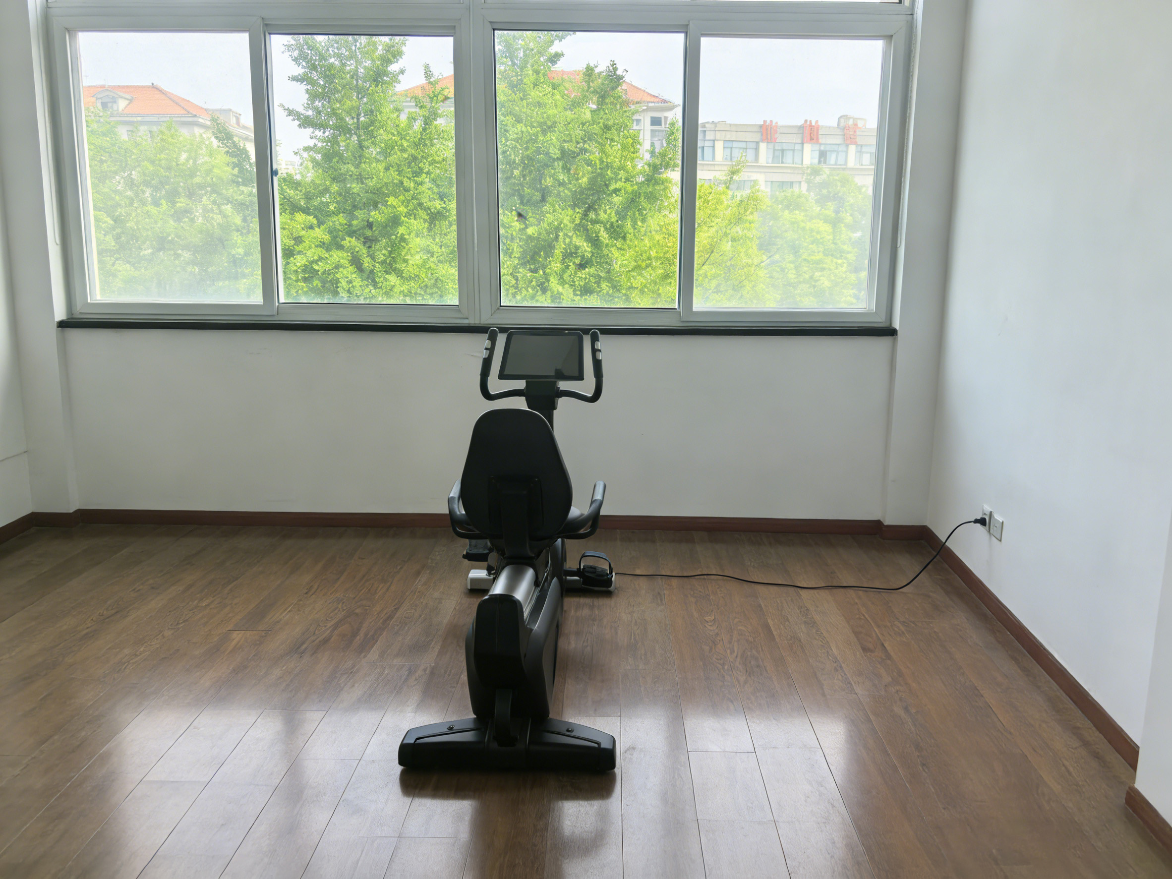 康复训练运动显示终端.jpg 康复训练运动显示终端.jpg