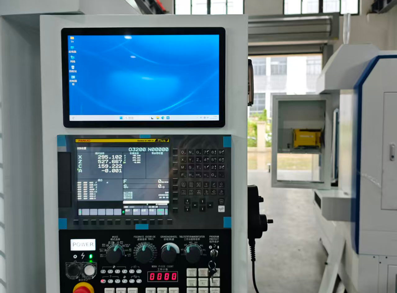 TouchWo触沃：内嵌式和外嵌式工业触摸一体机的场景应用差异