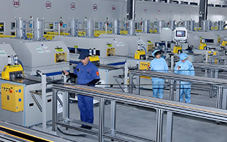 ‌工控一体机在化学纤维制造业的智能化升级解决方案：TouchWo触沃实战范式‌